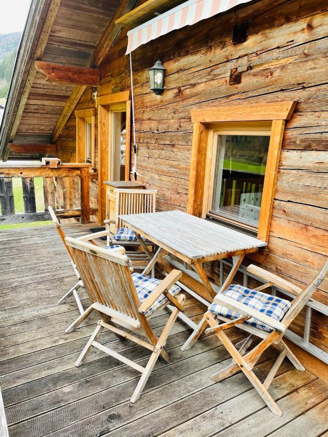 Uriges Alpen-Apartment Stefan Juen ซี ภายนอก รูปภาพ